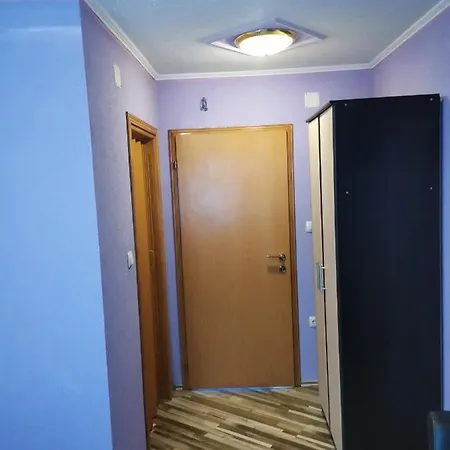 דירה Nikrom1 *